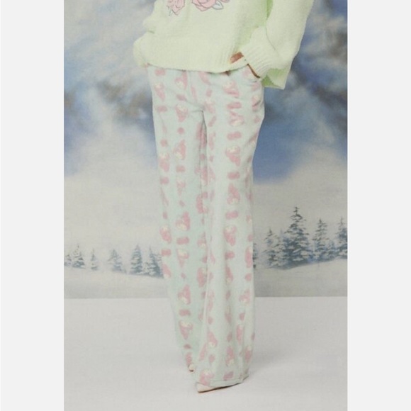 NWT forever 21 My Melody plush pajama pants - Picture 4 of 10